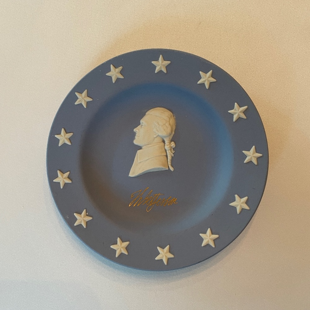 Wedgwood  Jasperware Thomas Jefferson Trinket Dish
